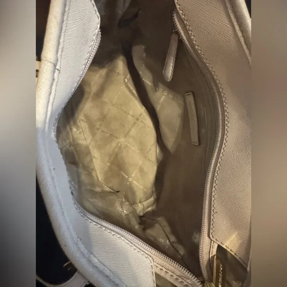 Michael Kors Jet Set Small Logo Tote – Ballet Pink Trim - Picture 9 of 10